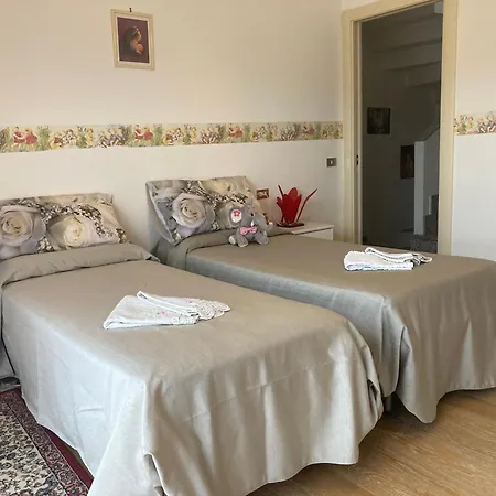 Casa Spaziosa E Comoda Vicino Al Centro