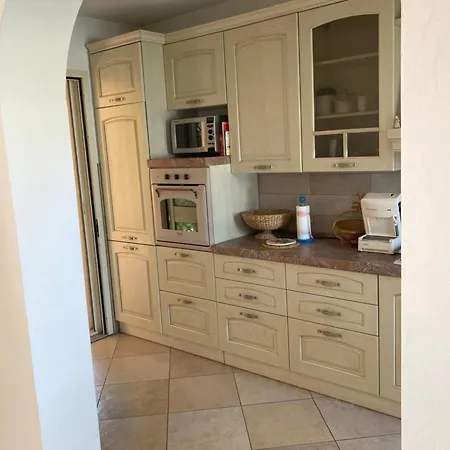 Casa Spaziosa E Comoda Vicino Al Centro