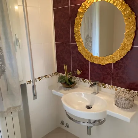 Prázdninový dům Casa Spaziosa E Comoda Vicino Al Centro *
