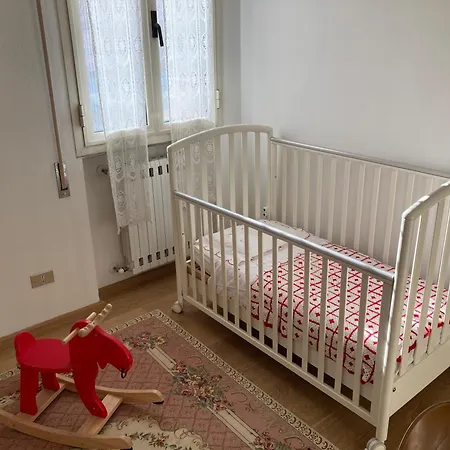 Casa Spaziosa E Comoda Vicino Al Centro 펜션